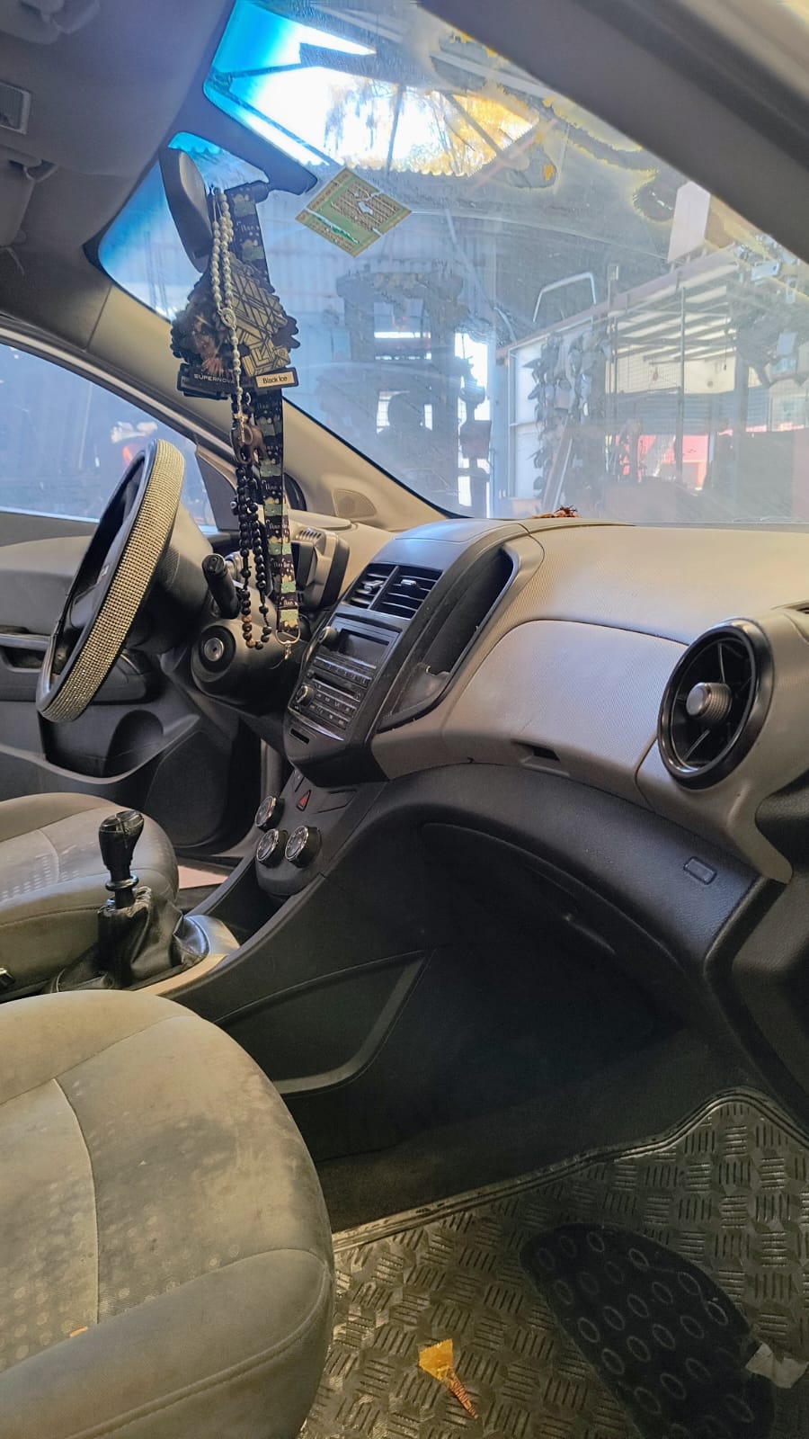 PISTONE CAMIóN Chevrolet SONIC HB 2012  USADO  EN DESARME